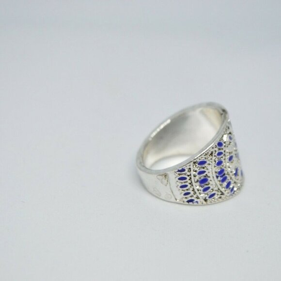 Blue Enamel Flower Silver Tone Statement Ring - Picture 2 of 4